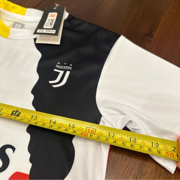 Christiano Ronaldo #7Commemorative Soccer kids Set Jersey/Short Fits Large Youth - Picture 5 of 6